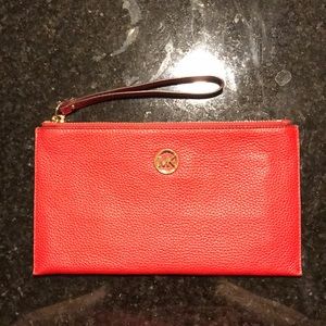 Michael Kors Fulton Large Zip Clutch